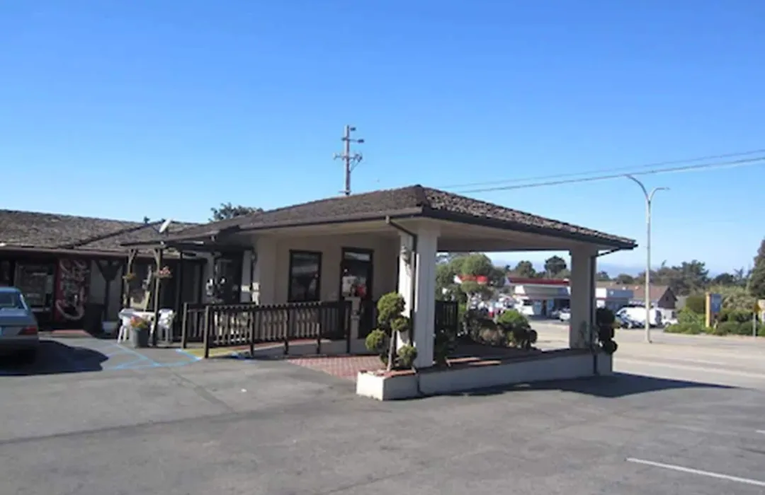 Monterey Fairgrounds Inn-1